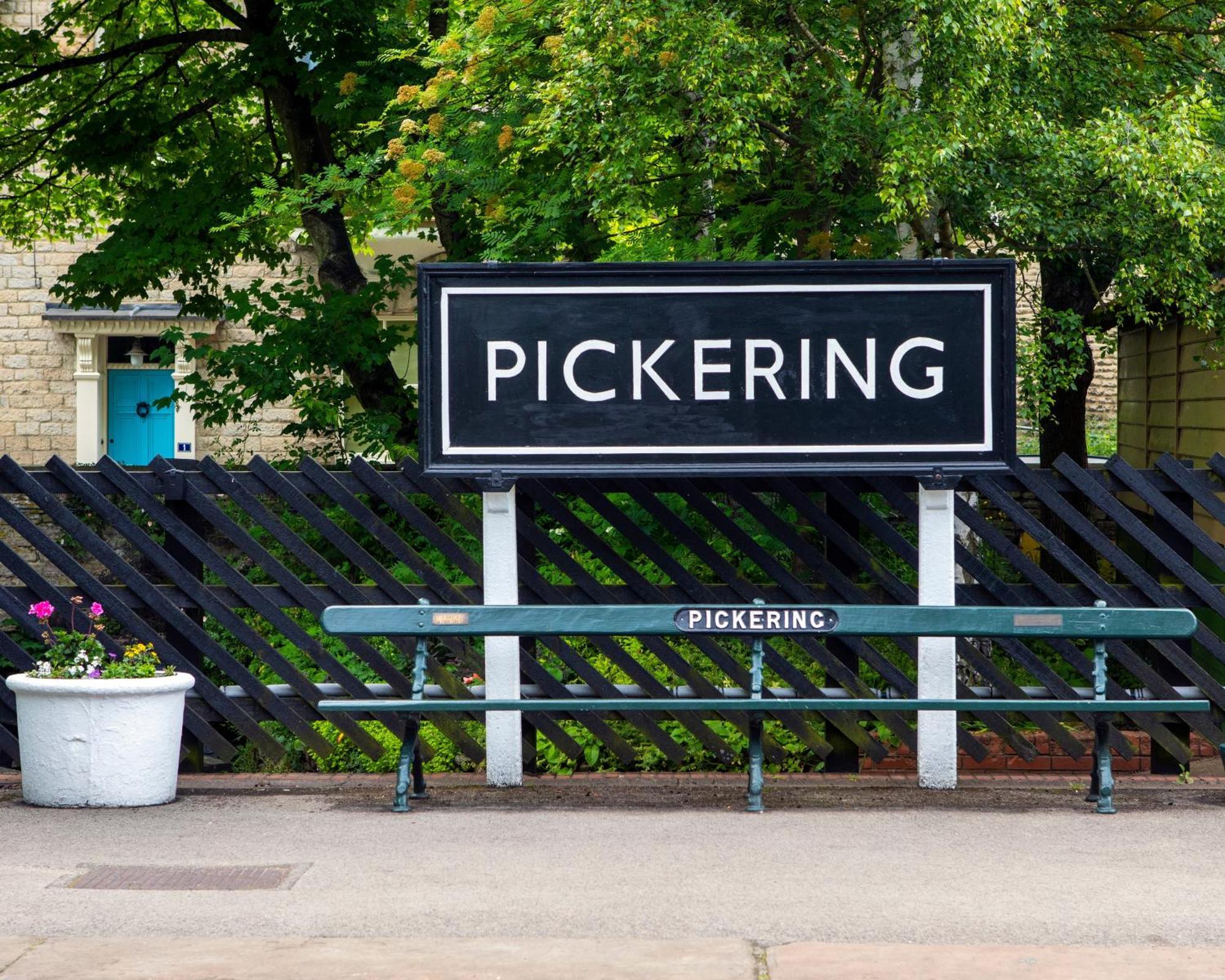 Cruck Cottage Pickering Exterior foto